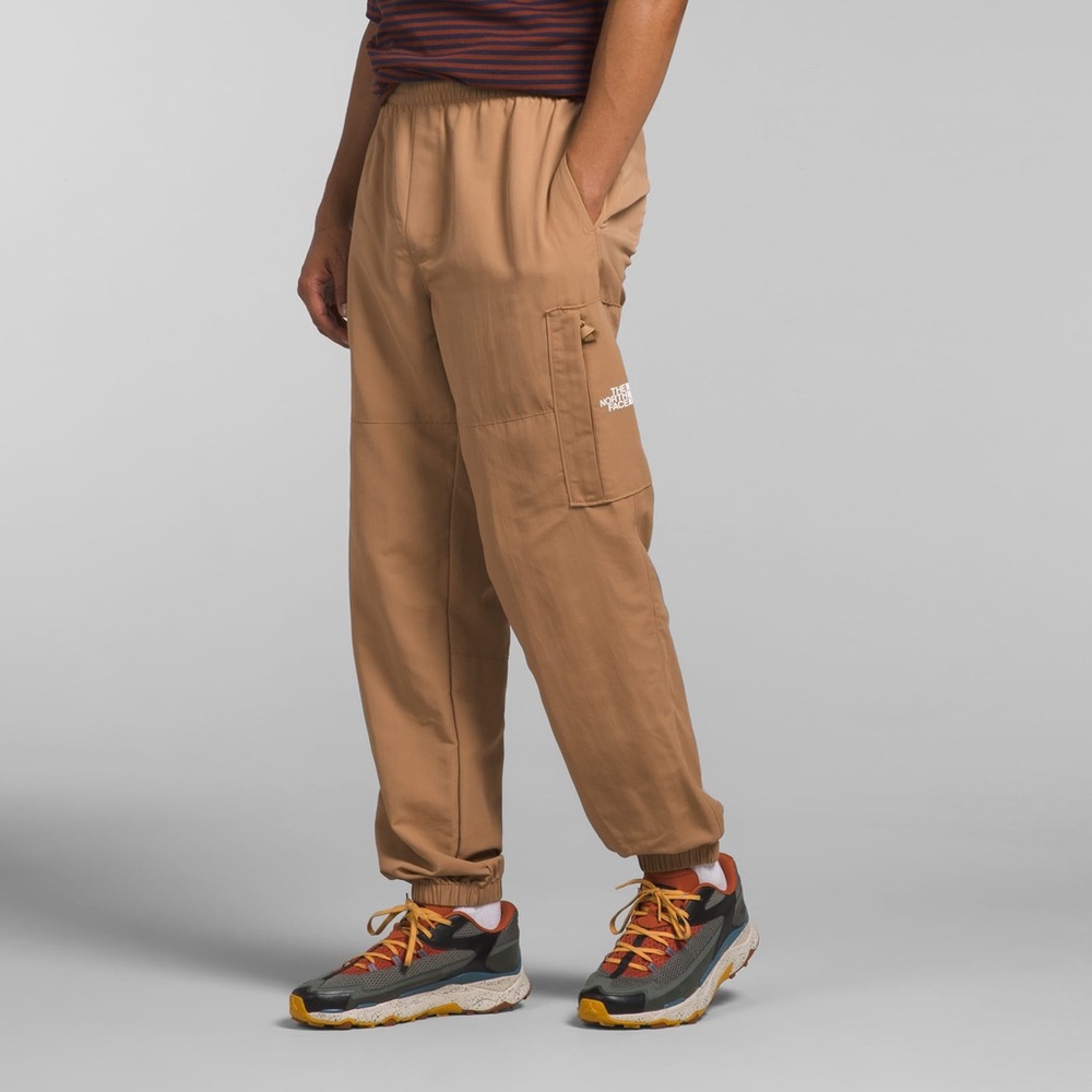 NWOT- The North Face Tan Men's TNF™ Nylon Easy Pants